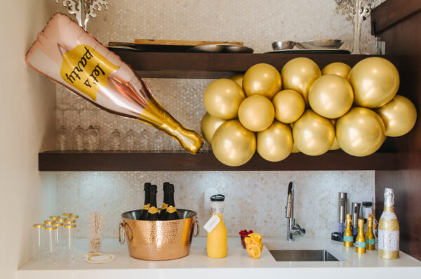 Bachelorette Bubbly Bar